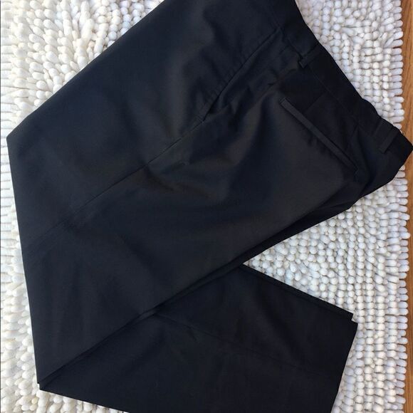 COPY - HUGO
BOSS dress pants   - Picture 3 of 8
